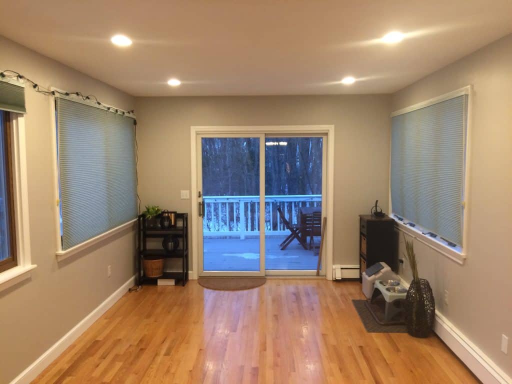 Bare wall sun room
