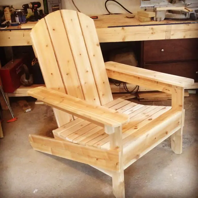 DIY Easy Oversized Outdoor Adirondack Chair