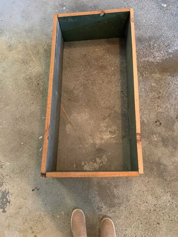 Side view storage ottoman box