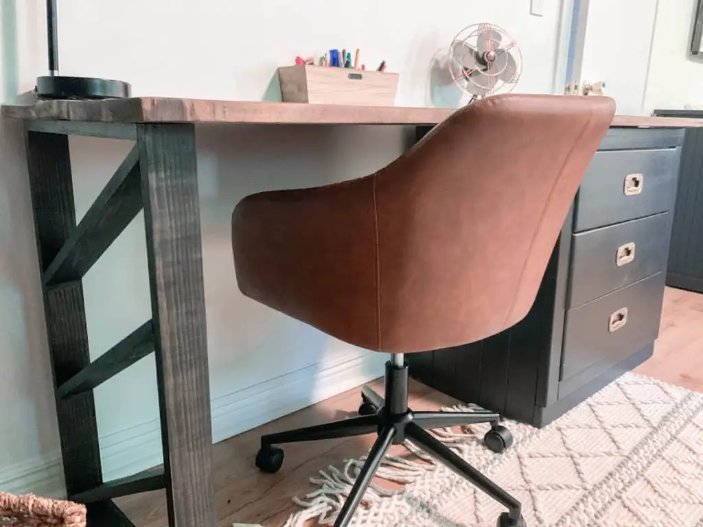 Herringbone Desk Leg