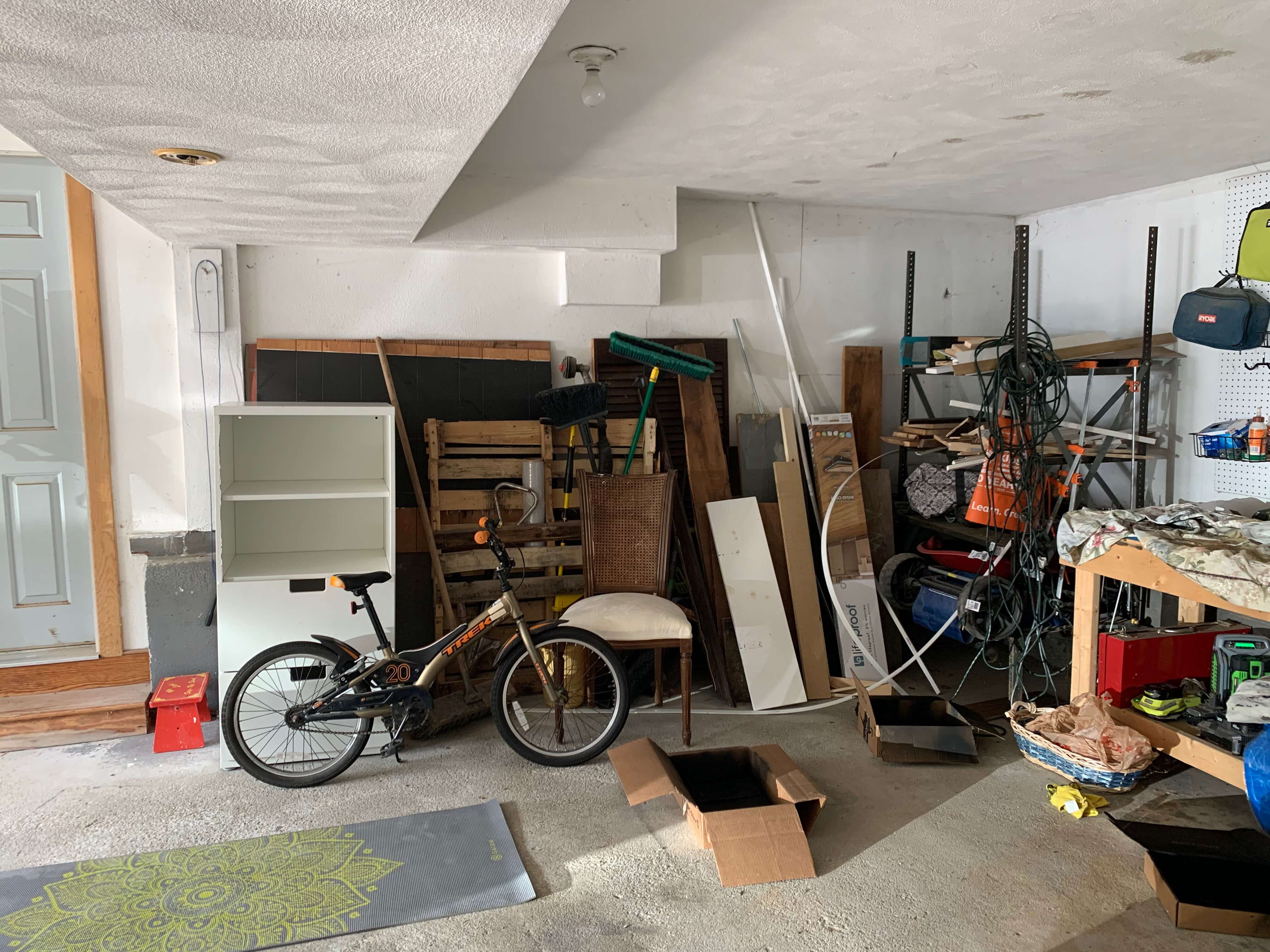 disorganized wall